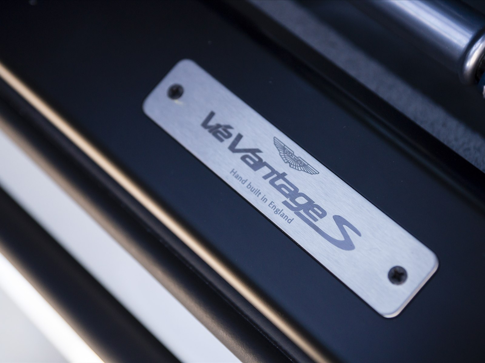 Aston Martin V12 Vantage S 2014